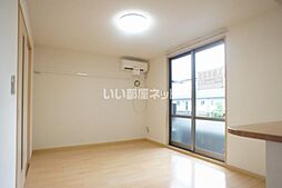 ヴィラ・ポレールＣ 102 1階1LDKのリビング/ダイニング