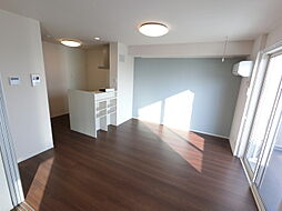 ル リッシュ　Ｃ 303 3階1LDKのリビング/ダイニング