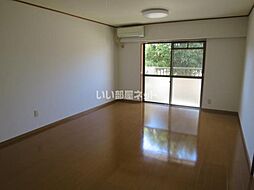 尾崎レジデンス 103 1階2LDKのリビング/ダイニング