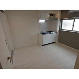 ONE HEART 201 2階1DKのリビング/ダイニング