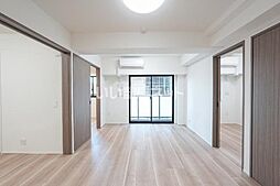 ドゥーエ日暮里III 404 4階3LDKのリビング/ダイニング