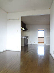 パウゼ・ドゥ・アピス　Ｂ 205 2階2LDKのリビング/ダイニング