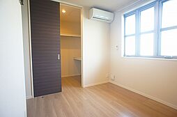 東武小泉線 太田駅 徒歩24分の賃貸アパート 2階1LDKのリビング/ダイニング