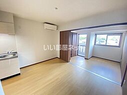 マンション幸栄坂之上 103 1階1LDKのリビング/ダイニング