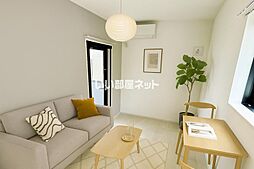 Forest Park Hills 101 1階1Kのリビング/ダイニング