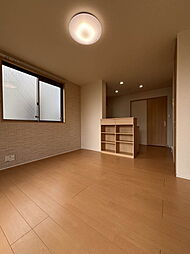 シャーメゾン　ミツオ 102 1階1LDKのリビング/ダイニング