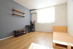 ＩＲＯＤＯＲＩ　Ｃ 108 1階ワンルームのリビング/ダイニング