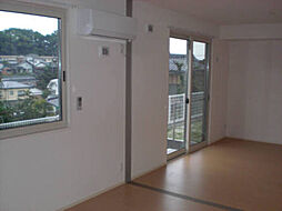 グラン ジュテ 105 1階2LDKのリビング/ダイニング