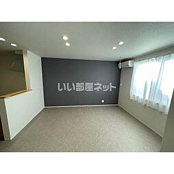 JR越後線 上所駅 徒歩22分の賃貸アパート 2階1LDKのリビング/ダイニング