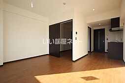 Boardwalk府中 504 5階1LDKのリビング/ダイニング