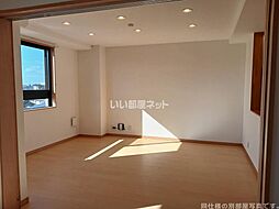 鳥生レジデンスI 503 5階2LDKのリビング/ダイニング