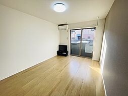 アザレア伊万里I 205 2階1Kのリビング/ダイニング