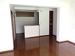 八戸市長根1丁目のアパート B108 2階3LDKのリビング/ダイニング