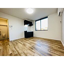 リオハウス 102 1階ワンルームのリビング/ダイニング