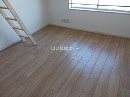 Wistaria 106 1階ワンルームのリビング/ダイニング