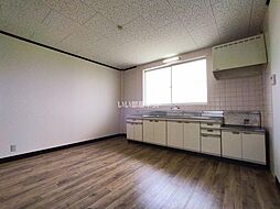 グローヴ行橋A棟 2LDKの写真