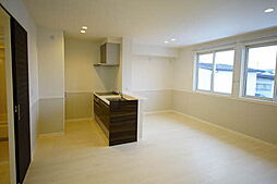 シャーメゾン　ドレッセ 202 2階1LDKのリビング/ダイニング