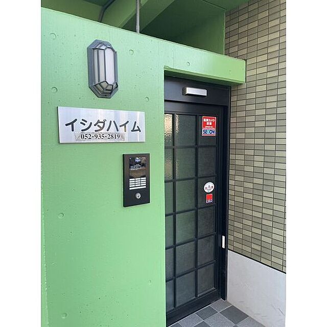 5 / 11