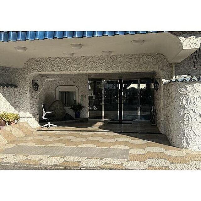 5 / 8