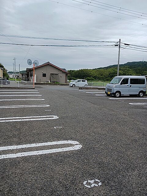 3 / 3