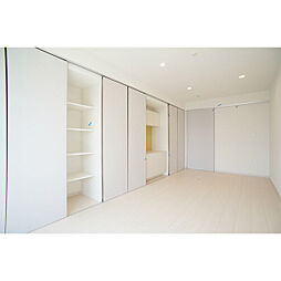 リブリ・FALCON 201 2階1Kのリビング/ダイニング