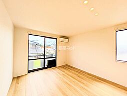 クリスタルシティー　’Ｔ 2階2LDKのリビング/ダイニング