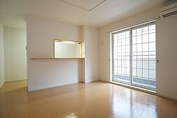 ラッフィナートＥ 102 1階1LDKのリビング/ダイニング