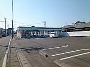 【コンビニエンスストア】ファミリーマート岩沼中央4丁目店まで470ｍ