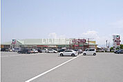 【スーパー】ヨークベニマル成島店まで628ｍ