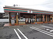 【コンビニエンスストア】セブンイレブン古賀日吉3丁目南店まで455ｍ