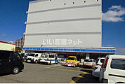 【コンビニエンスストア】ローソン 魚崎南町三丁目店様まで560ｍ