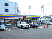 【コンビニエンスストア】ミニストップ 吉根店まで909ｍ