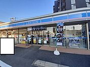 【コンビニエンスストア】ローソン 九大学研都市駅前店まで409ｍ