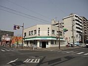 【コンビニエンスストア】ファミリーマート佐賀駅北口店まで809ｍ
