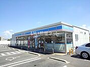 【コンビニエンスストア】ローソン 丸亀郡家町辻店まで687ｍ