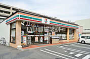 【コンビニエンスストア】セブンイレブン 名古屋表山店まで854ｍ
