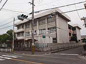 【小学校】丸亀市立郡家小学校まで1592ｍ