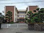 【小学校】観音寺市立一ノ谷小学校まで525ｍ