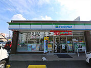 【コンビニエンスストア】ファミリーマート上名古屋4丁目店まで504ｍ