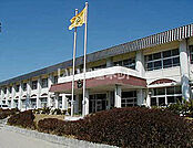 【小学校】山口市立二島小学校まで381ｍ