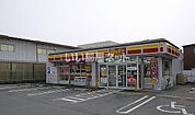 【コンビニエンスストア】デイリーヤマザキ 北之庄西町店まで511ｍ