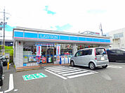 【コンビニエンスストア】ローソン 桑名新西方店まで324ｍ