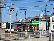 【コンビニエンスストア】ファミリーマート津藤枝東店まで327ｍ