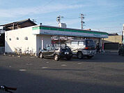 【コンビニエンスストア】ファミリーマート津結城神社前店まで841ｍ