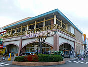 【スーパー】マルナカまで686ｍ