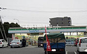 【コンビニエンスストア】ファミリーマート川越南大塚店まで906ｍ