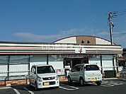 【コンビニエンスストア】セブンイレブン　岡山芳明小前店まで841ｍ