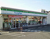 【コンビニエンスストア】ファミリーマート 天理勾田町店まで566ｍ