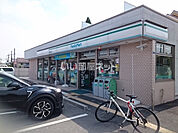 【コンビニエンスストア】ファミリーマート 西登美ヶ丘店まで626ｍ