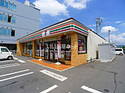 【コンビニエンスストア】セブンイレブン（太田市新井町南店）まで1053ｍ